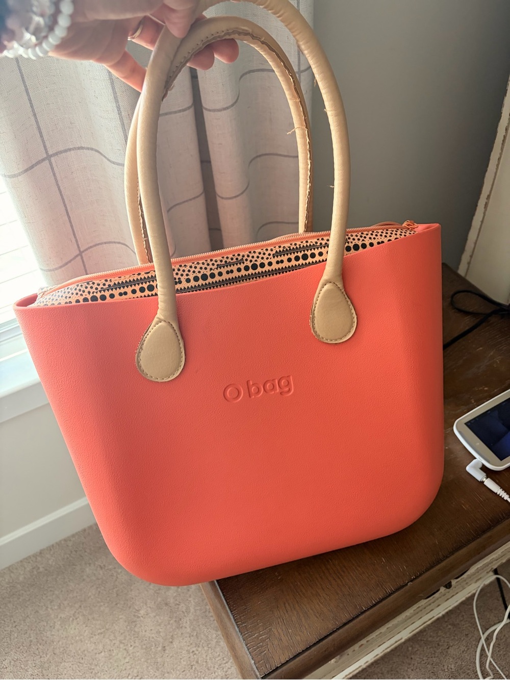 O bag Coral Tote with Beige Handles